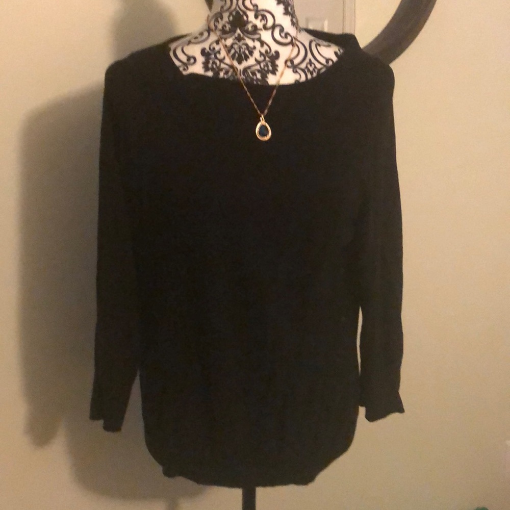 ✅4/$20✅Tradition Black women’s dressy sweater lightly used Petite Large!